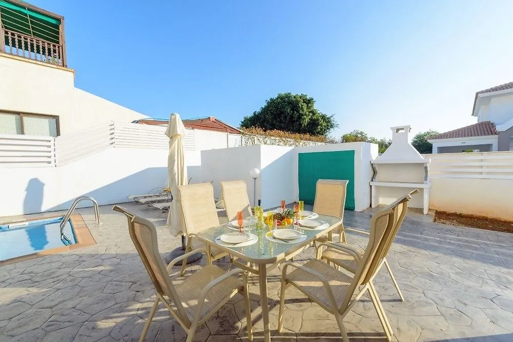 Villa Cornelia Ayia Napa 0*,  Kypr